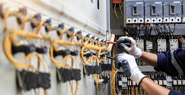 Professional Electrician technician working in Johnson Creek, WI